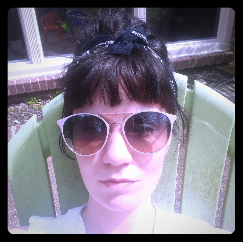 Meet your Posher, Ashley